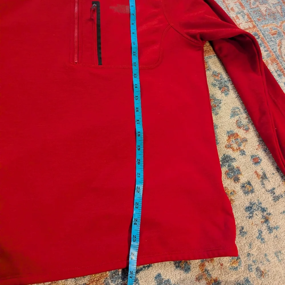 The North Face Mens Medium Mid-weight Smooth-faced Fleece 1/4Zip Pullover Red 44